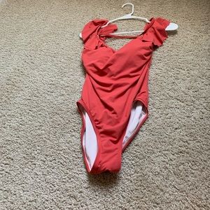Vince camuto bathing suit coral  removable cups
